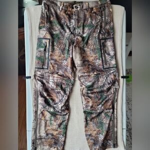 Cabela's Woodland Camo Cargo Pants EUC SZ 36/ 36